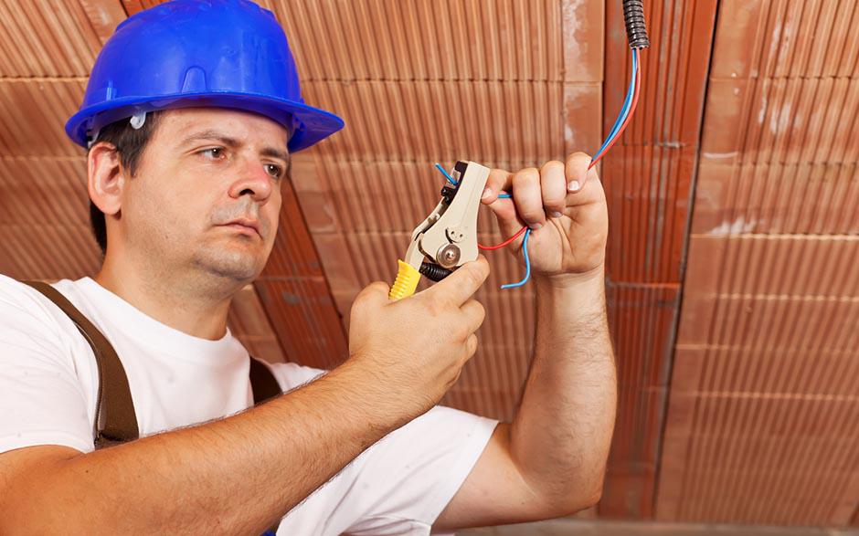 recherche électricien bâtiment Saint-Maurice